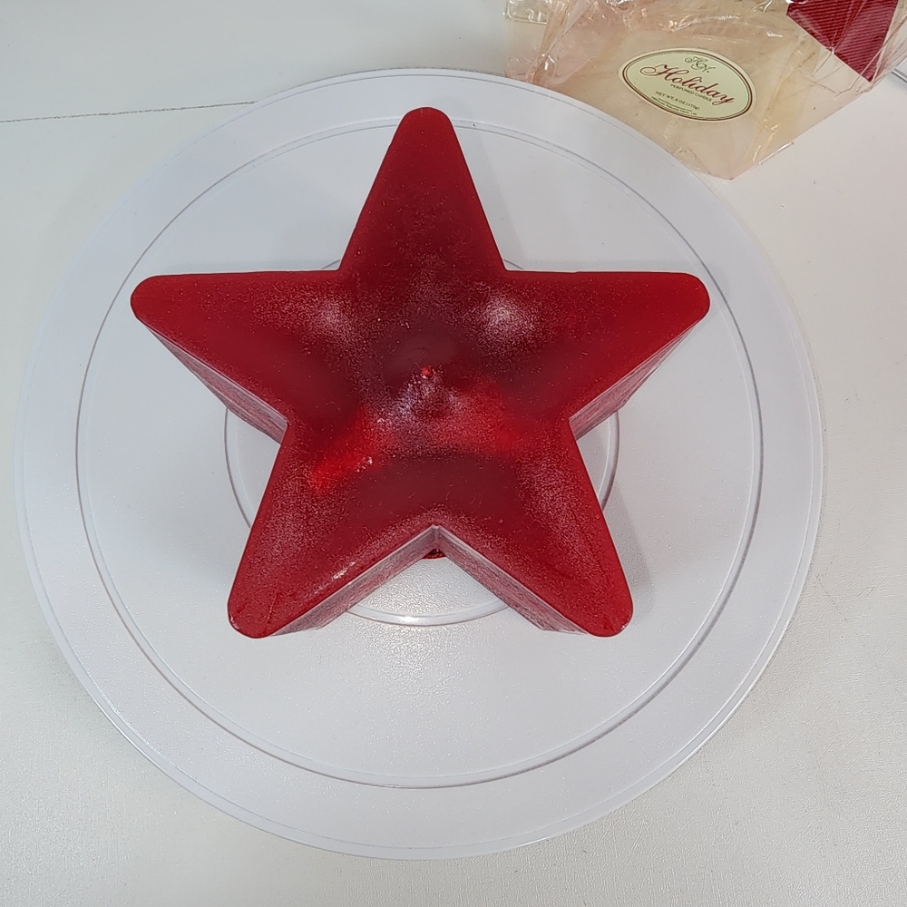 Holiday star candle